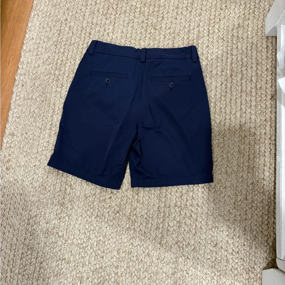 Vineyard Vines Boys Performance Front Shorts with Zip Pockets - Picture 3 of 3